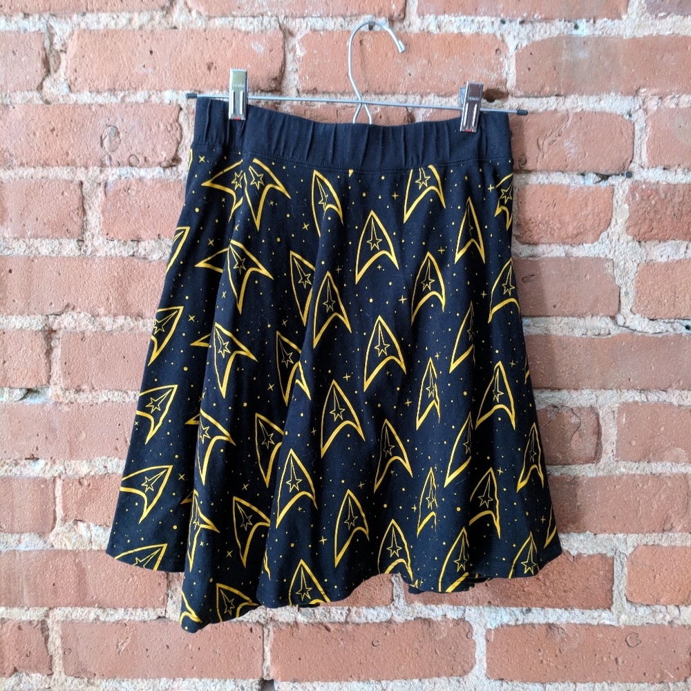 Star Trek skater skirt